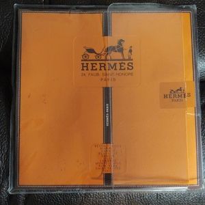 NWT Herm`es Scarf